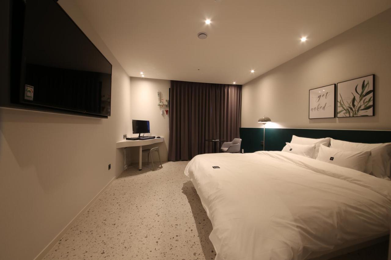 Zam101 Hotel 金海市 エクステリア 写真