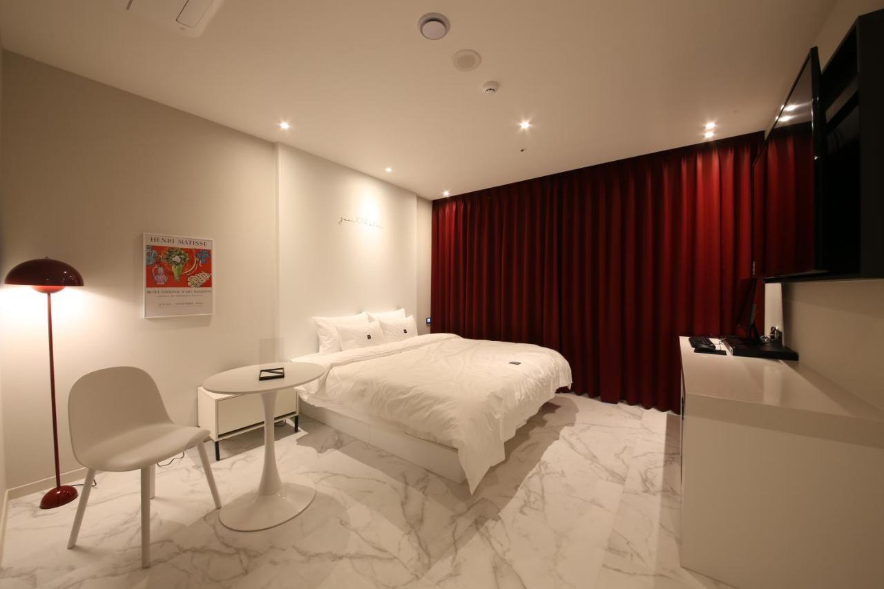 Zam101 Hotel 金海市 エクステリア 写真